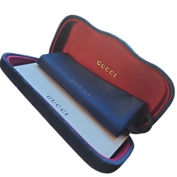 *NWOT* Gucci Sunglasses slight cat eye - Picture 3 of 6